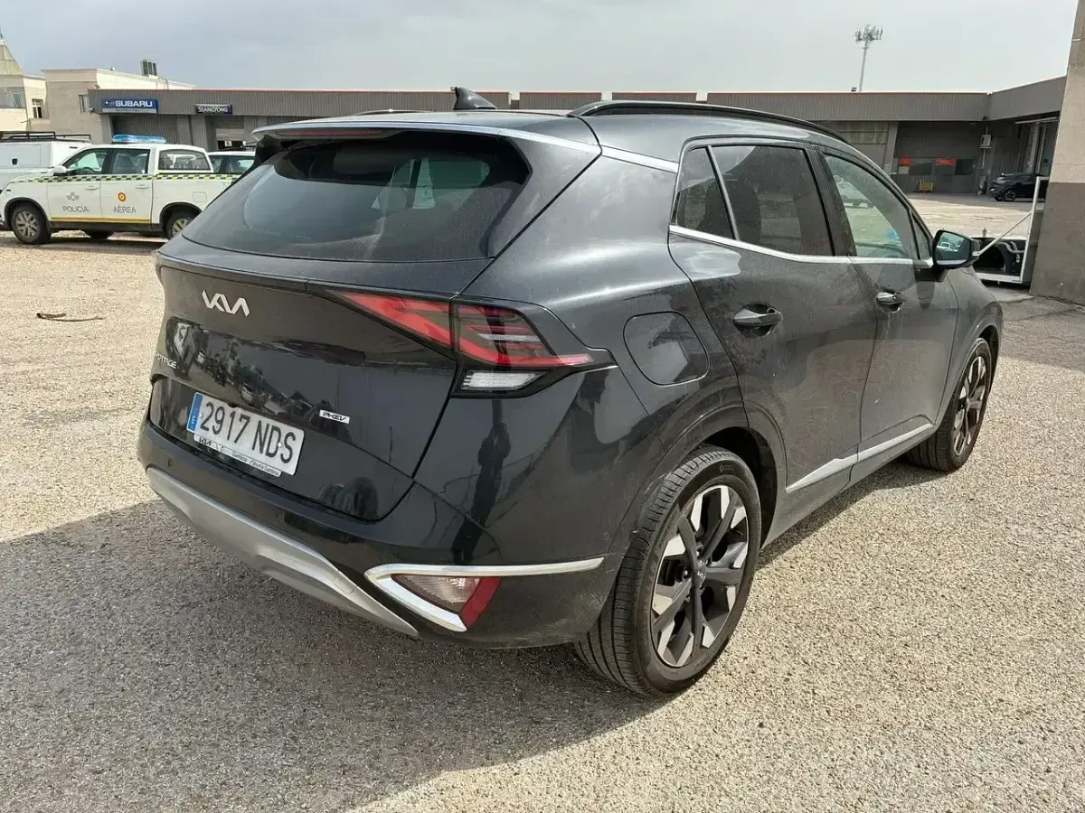 Usado Kia Sportage 252 CV (185 kW) 2025 Negro SUV