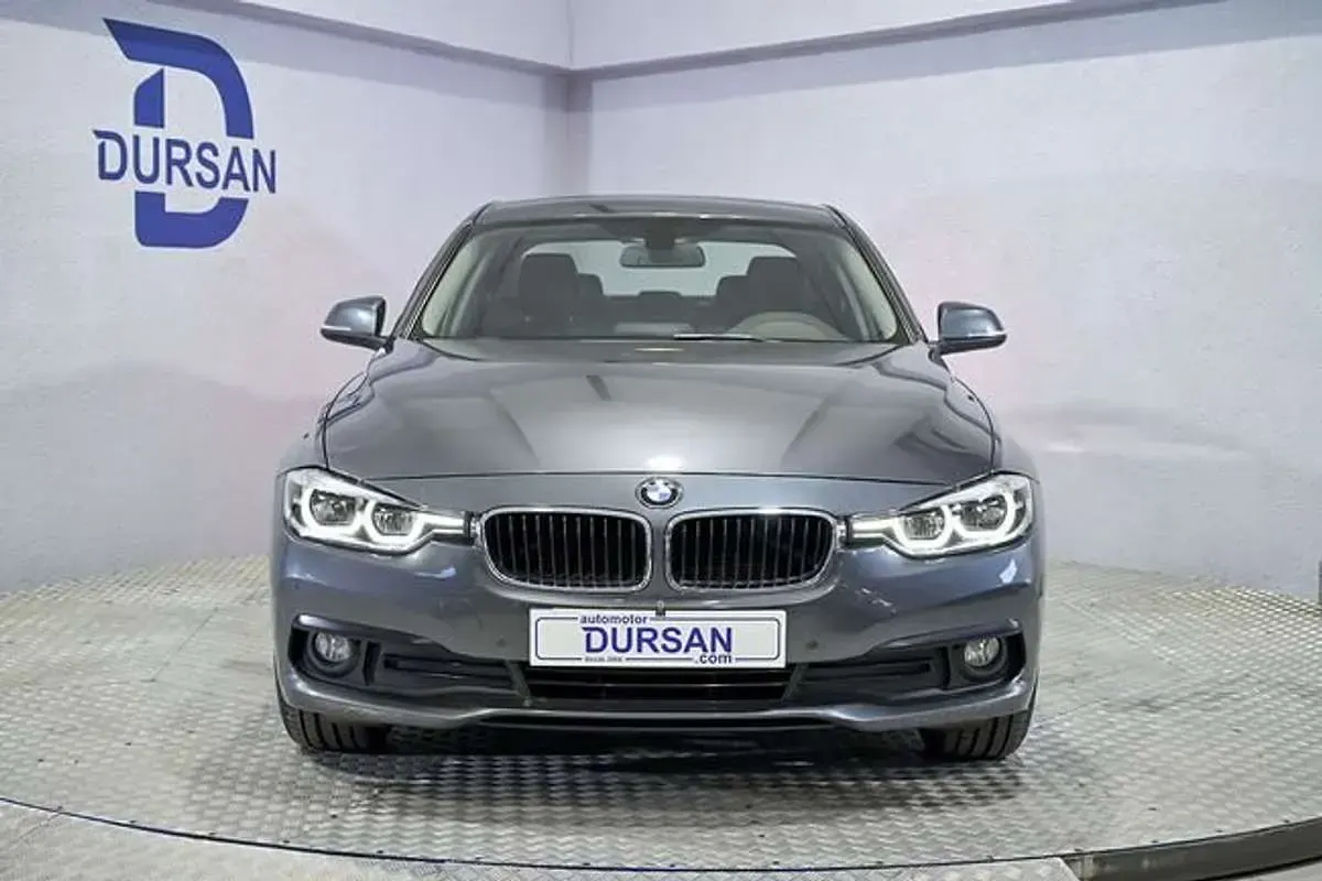 Usado BMW 320 Comfort Edition 190 CV (139 kW) 2015 Gris Berlina