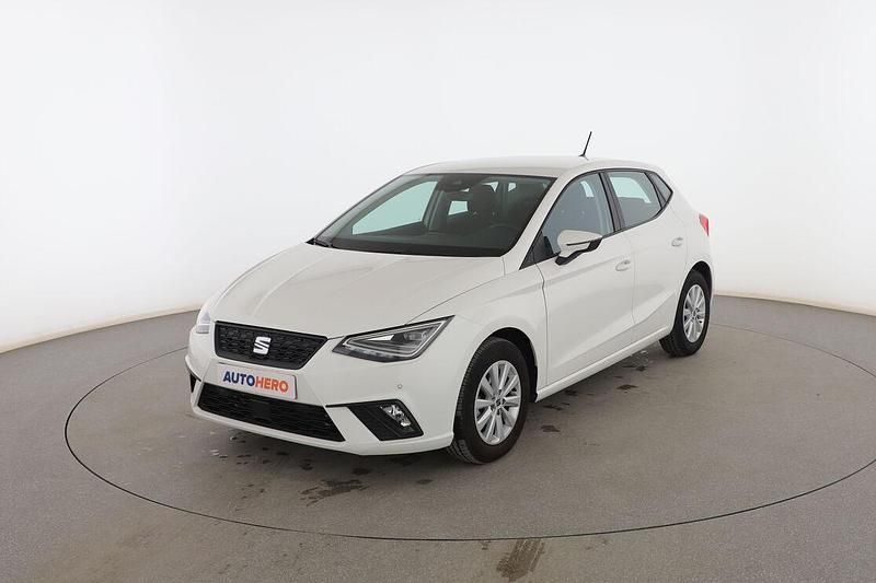 Blanco Usado 2022 Seat Ibiza Style Plus Utilitario | 16.399 € (Precio justo) - Imagen 1/3