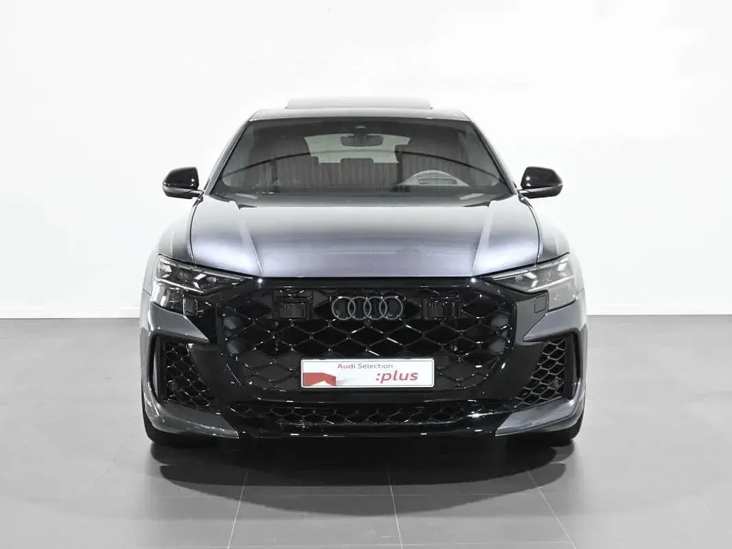 Usado Audi Q8 Advanced 600 CV (441 kW) 2024 Gris SUV