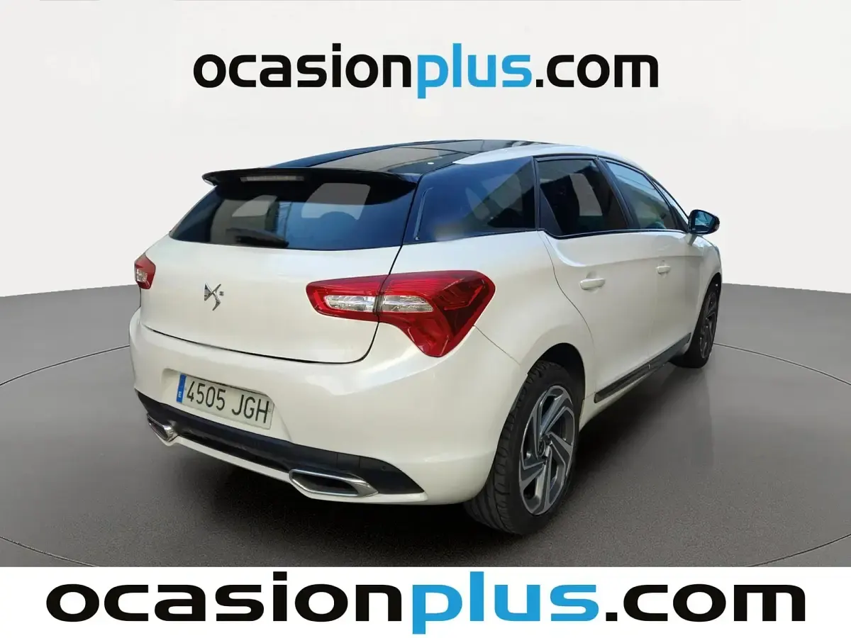 Usado DS Automobiles DS5 Style 150 CV (110 kW) 2015 Blanco Utilitario