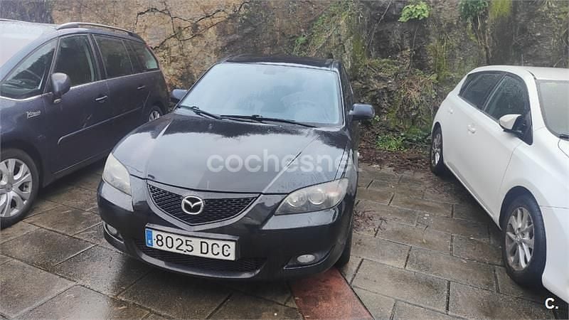 Usado Mazda 3 Sportive 109 CV (80 kW) 2004 Negro Berlina