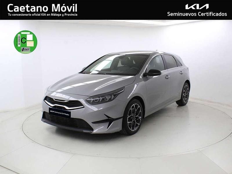 Gris Usado 2024 Kia Ceed Style Utilitario | 20.990 € (Buen precio) - Imagen 1/4