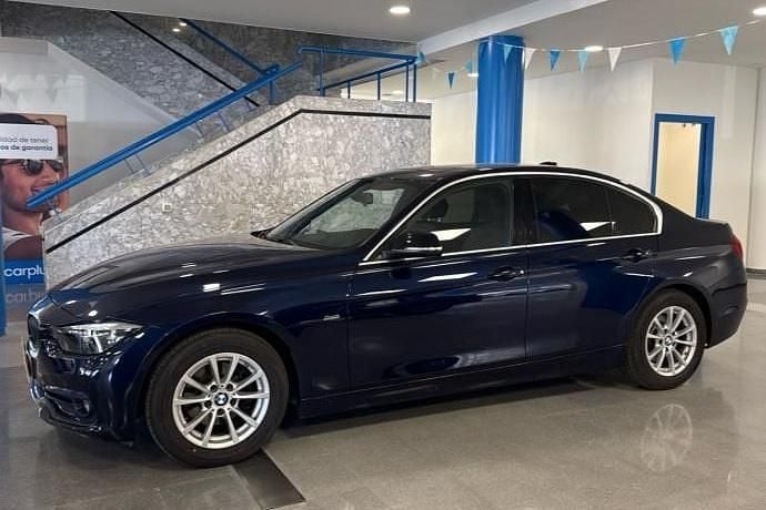 Usado BMW 320 Efficient Dynamics 163 HP (119 kW) 2018 Sedan