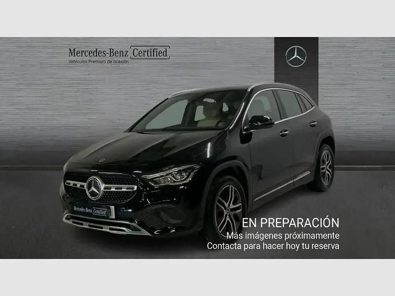 Usado Mercedes GLA200 150 HP (110 kW) 2021 Preto SUV