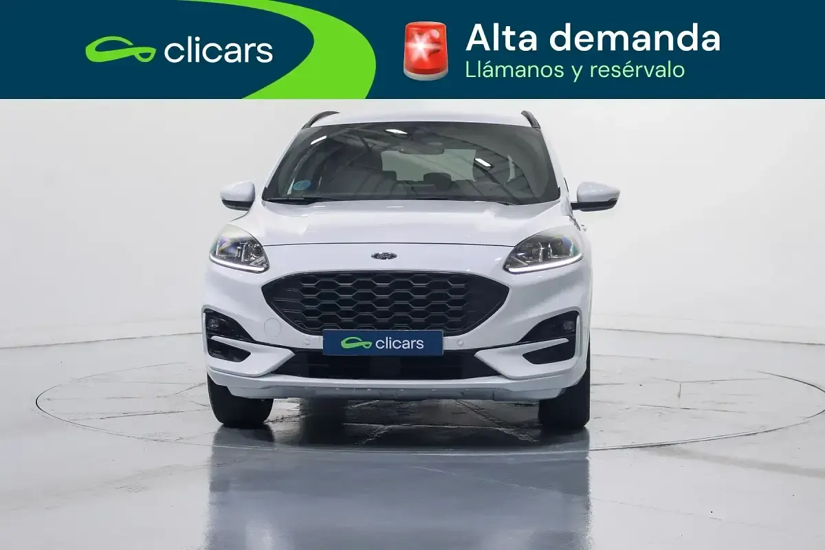 Usado Ford Kuga ST-Line 191 CV (140 kW) 2022 Blanco SUV