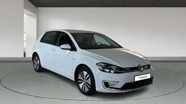 Usado VW e-Golf 100 kW (136 CV) 2019 Blanco Utilitario