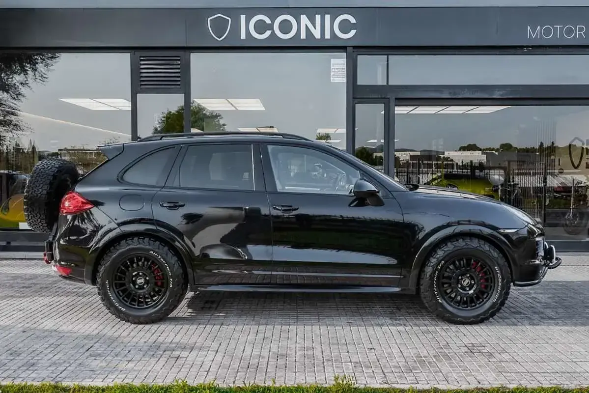 Usado Porsche Cayenne S 400 CV (294 kW) 2010 Negro SUV