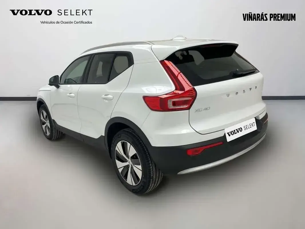 Usado Volvo XC40 Core 163 CV (119 kW) 2025 Blanco SUV