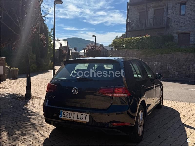 Usado VW Golf VII Edition 115 CV (84 kW) 2020 Negro Familiar