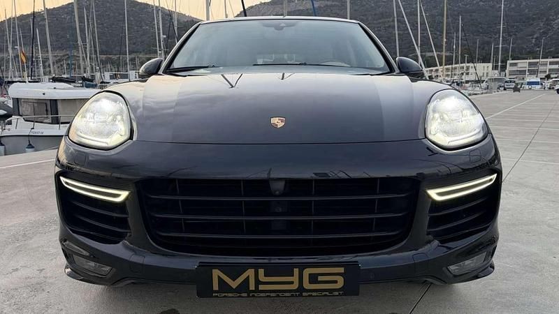 Usado Porsche Cayenne Turbo 520 CV (382 kW) 2016 Negro SUV