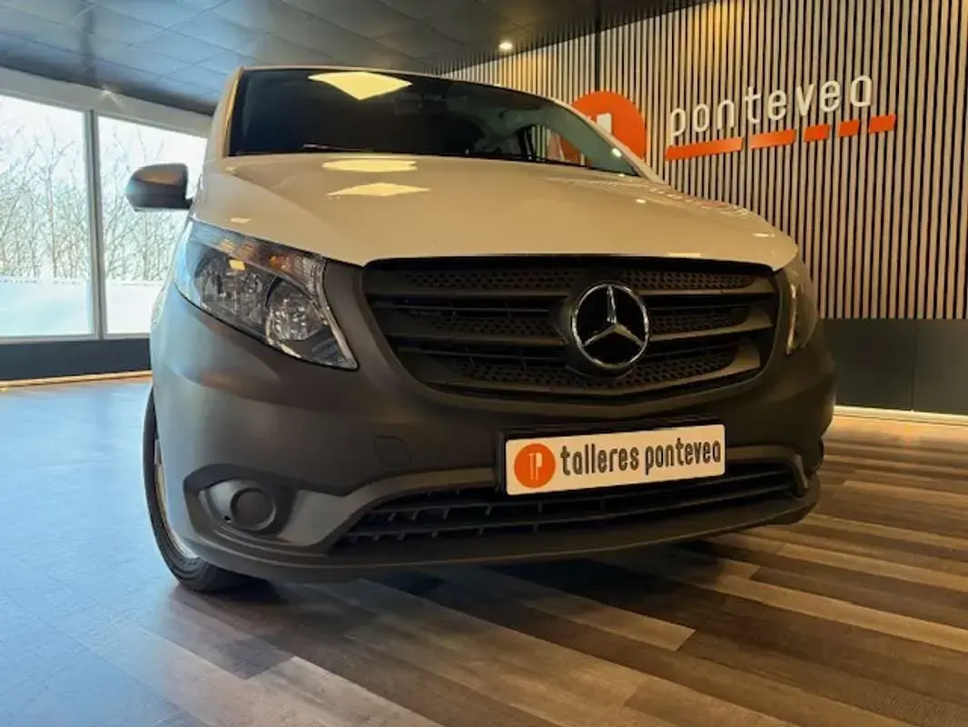 Usado Mercedes Vito 163 CV (119 kW) 2023 Blanco Van