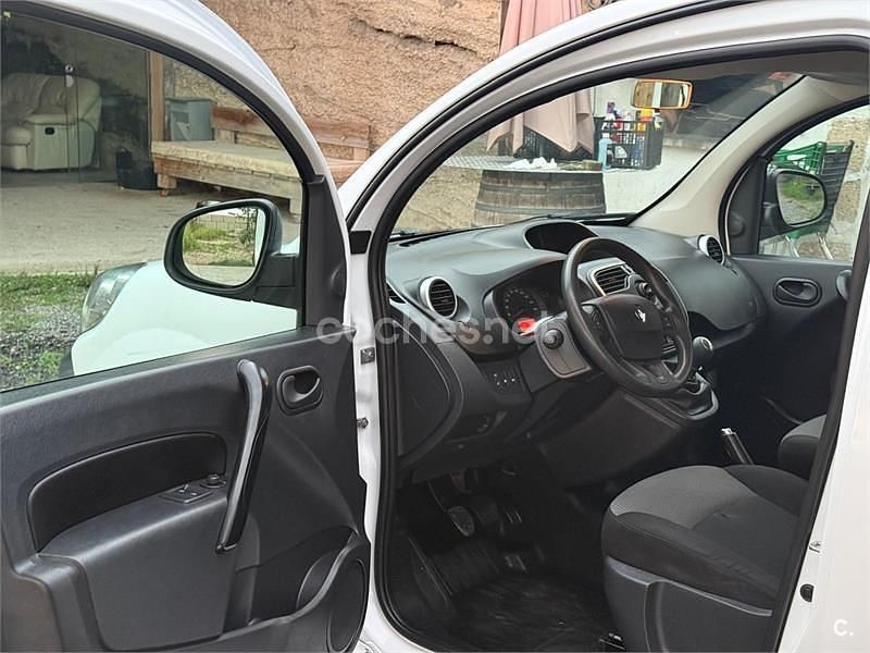 Usado Renault Kangoo 75 CV (55 kW) 2021 Blanco Monovolumen