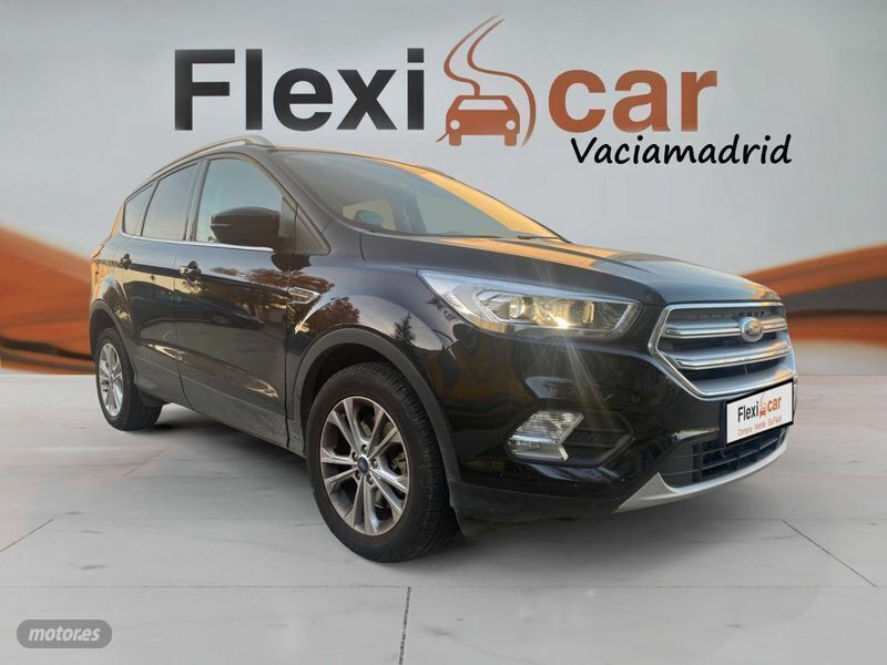 Negro Usado 2018 Ford Kuga Titanium SUV | 17.490 € (Precio justo) - Imagen 1/4