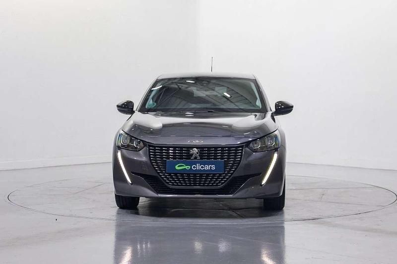 Usado Peugeot 208 Active 102 CV (75 kW) 2023 Gris Utilitario