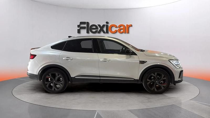 Usado Renault Arkana 145 CV (106 kW) 2022 Blanco SUV