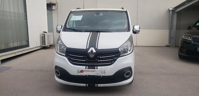Usado Renault Trafic 125 CV (91 kW) 2016 Blanco Monovolumen