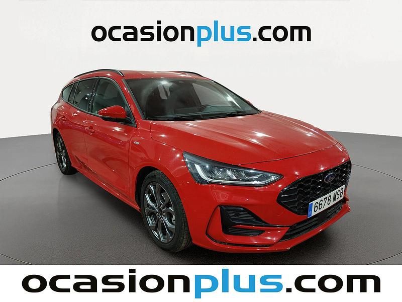 Usado Ford Focus ST-Line 155 CV (114 kW) 2024 Rojo Monovolumen