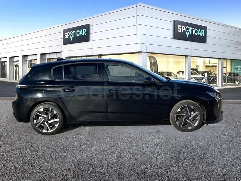 Usado Peugeot 308 Allure 130 CV (95 kW) 2024 Negro Berlina