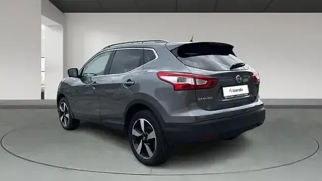 Usado Nissan Qashqai S 130 CV (95 kW) 2015 Gris SUV