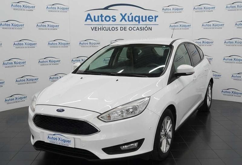 Usado Ford Focus 125 CV (91 kW) 2016 Blanco Berlina