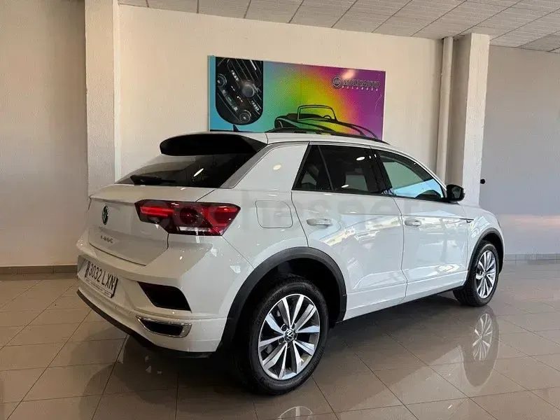 Usado VW T-Roc Advance 110 CV (80 kW) 2022 Blanco SUV