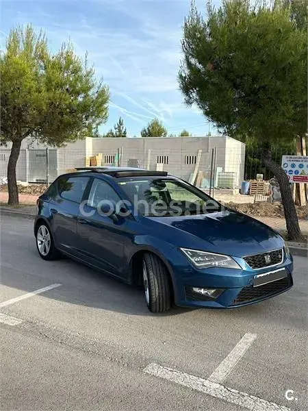 Usado Seat Leon FR 184 CV (135 kW) 2014 Azul Berlina