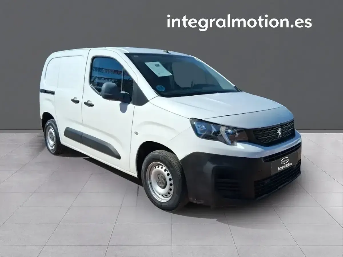 Usado Peugeot Partner 75 CV (55 kW) 2019 Blanco Monovolumen