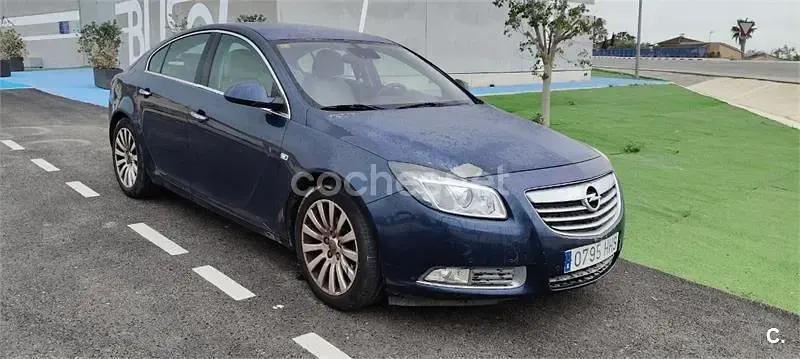 Usado Opel Insignia Cosmo 130 CV (95 kW) 2011 Azul Berlina