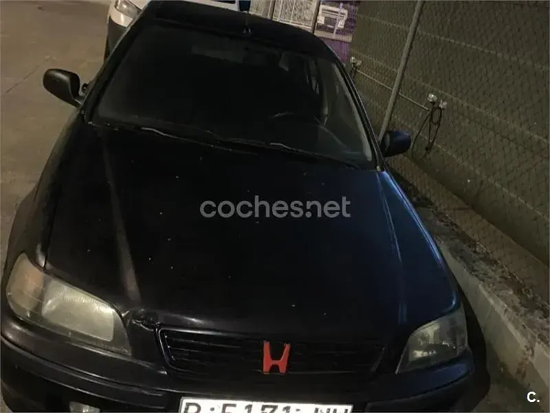 Usado Honda Civic S 115 CV (84 kW) 1998 Negro Berlina