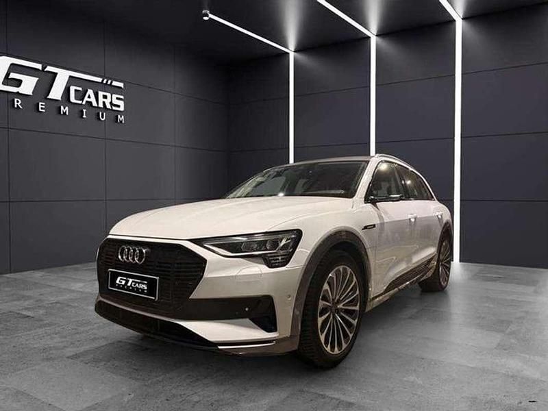 Blanco Usado 2021 Audi e-tron Premium SUV | 33.900 € (Precio justo) - Imagen 1/4