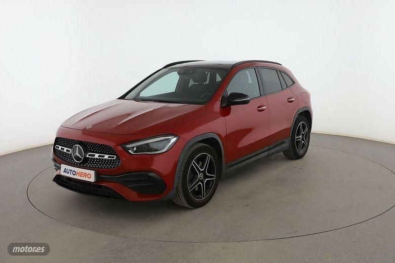 Rojo Usado 2021 Mercedes GLA200 AMG line SUV | 33.199 € (Buen precio) - Imagen 1/3