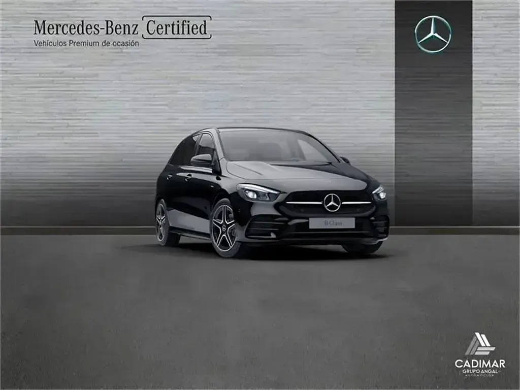 Usado Mercedes B200 150 CV (110 kW) 2022 Negro Monovolumen