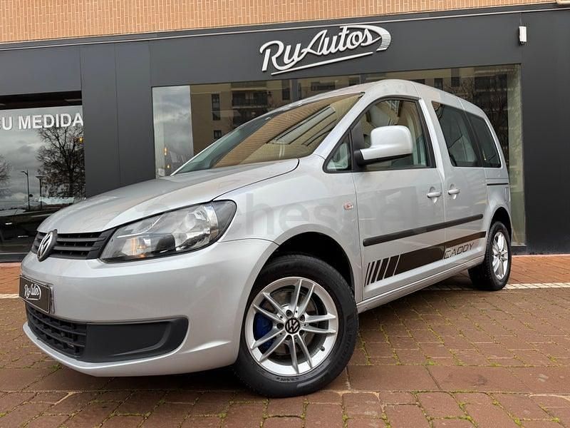 Usado VW Caddy Trendline 102 CV (75 kW) 2012 Gris / plata Monovolumen