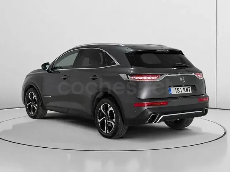 Usado DS Automobiles DS7 Crossback Grand Chic 180 CV (132 kW) 2019 Gris / plata SUV