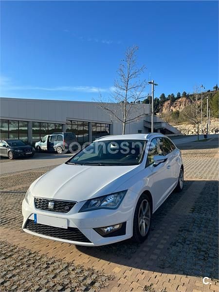 Usado Seat Leon ST FR 150 CV (110 kW) 2015 Blanco Familiar