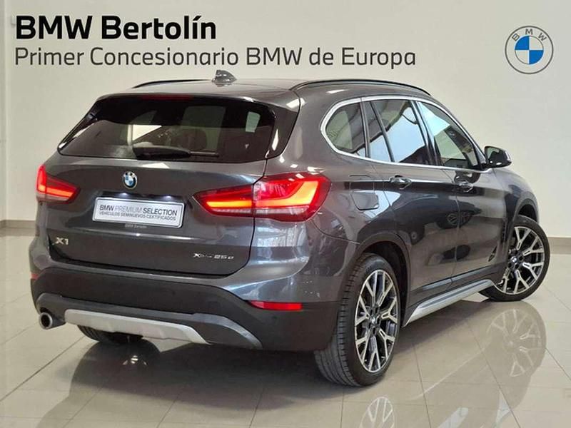 Usado BMW X1 220 CV (161 kW) 2021 Gris SUV