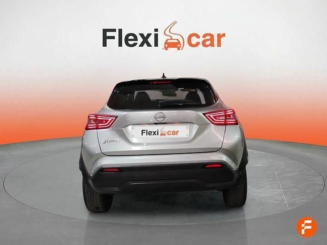 Usado Nissan Juke Acenta 114 CV (83 kW) 2023 Gris SUV