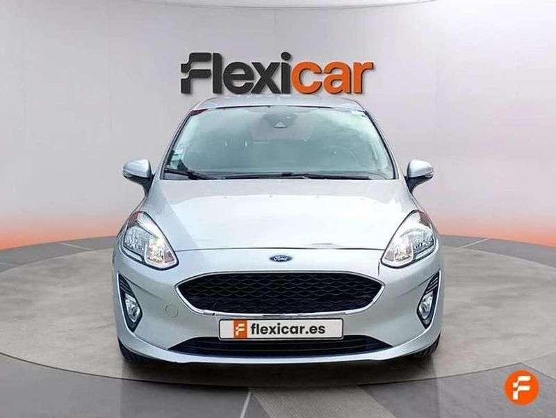 Usado Ford Fiesta Active 95 CV (69 kW) 2020 Gris Utilitario