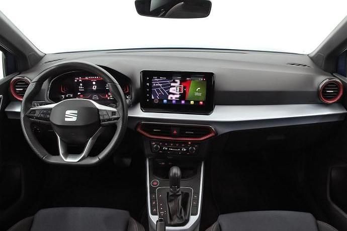 Usado Seat Arona FR 115 CV (84 kW) 2024 SUV