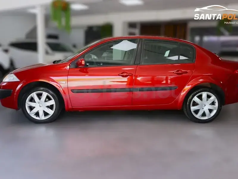Usado Renault Mégane II Dynamique 105 CV (77 kW) 2007 Granate Berlina
