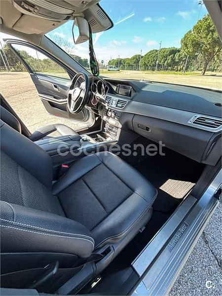 Usado Mercedes E220 170 CV (125 kW) 2014 Gris / plata Berlina