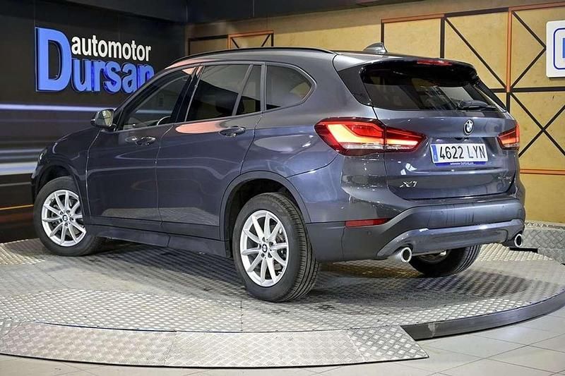 Usado BMW X1 Comfort Edition 151 CV (111 kW) 2022 Gris SUV