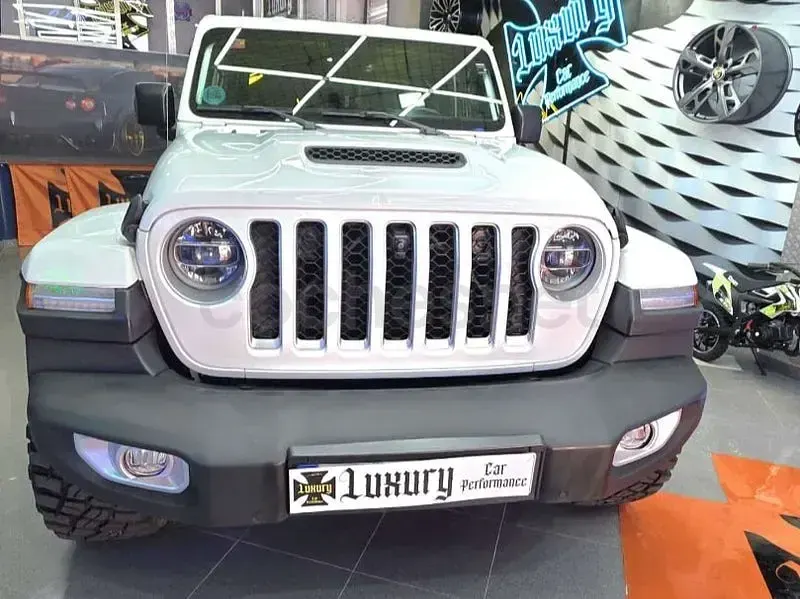 Usado Jeep Gladiator Overland 264 CV (194 kW) 2023 Blanco Pickup/Camioneta