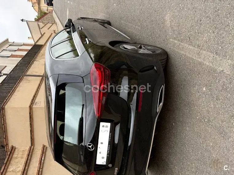 Usado Mercedes A200 163 CV (119 kW) 2024 Negro Berlina