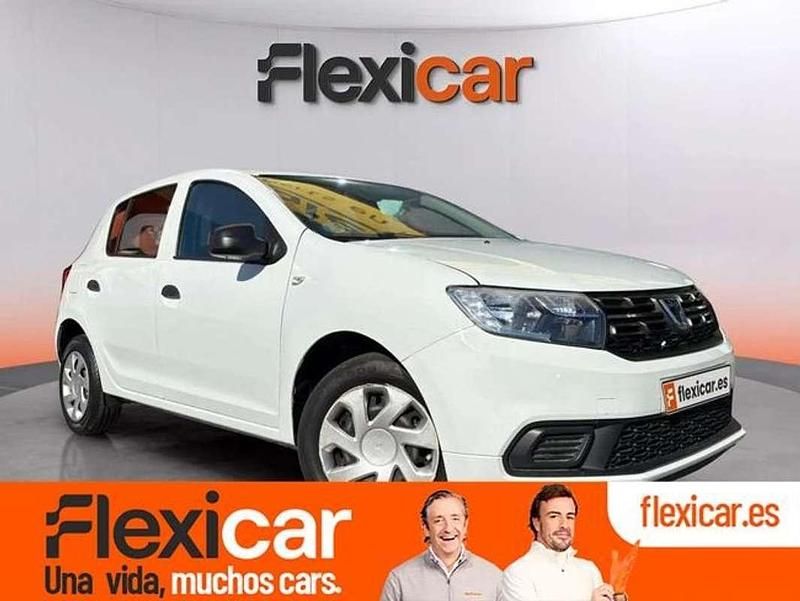 Blanco Usado 2018 Dacia Sandero Essentiel Utilitario | 8990 € (Precio justo) - Imagen 1/4