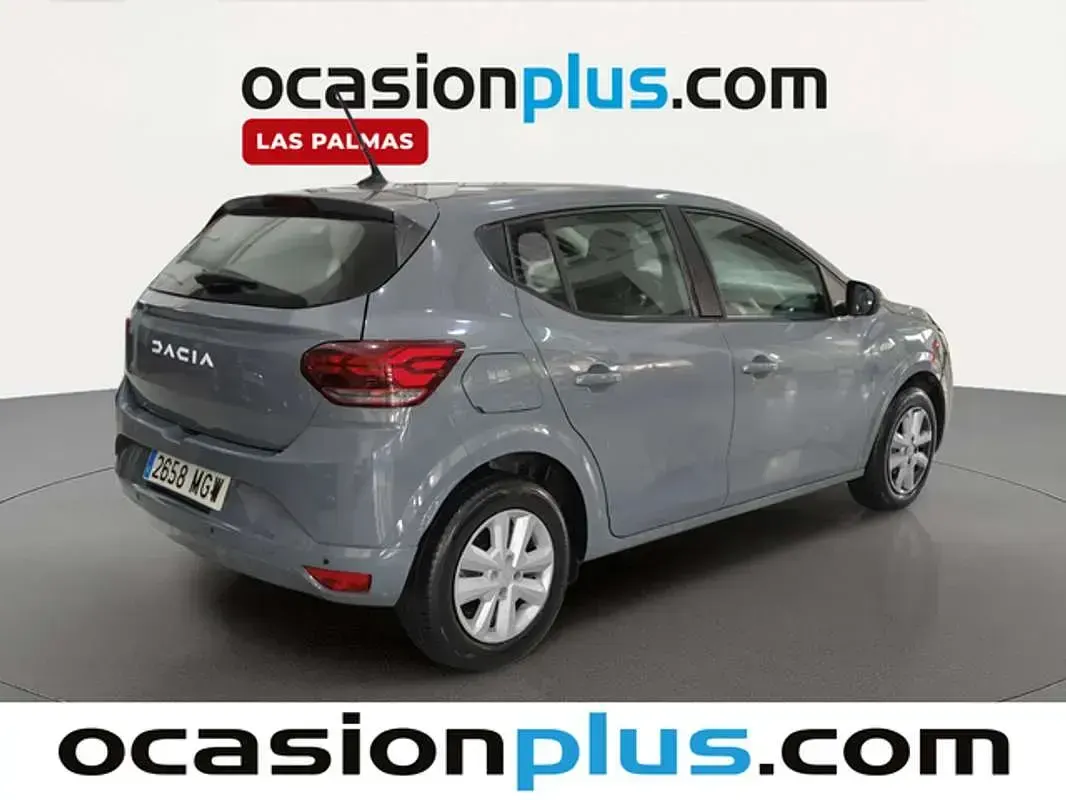 Usado Dacia Sandero Expression 91 CV (66 kW) 2023 Gris Utilitario