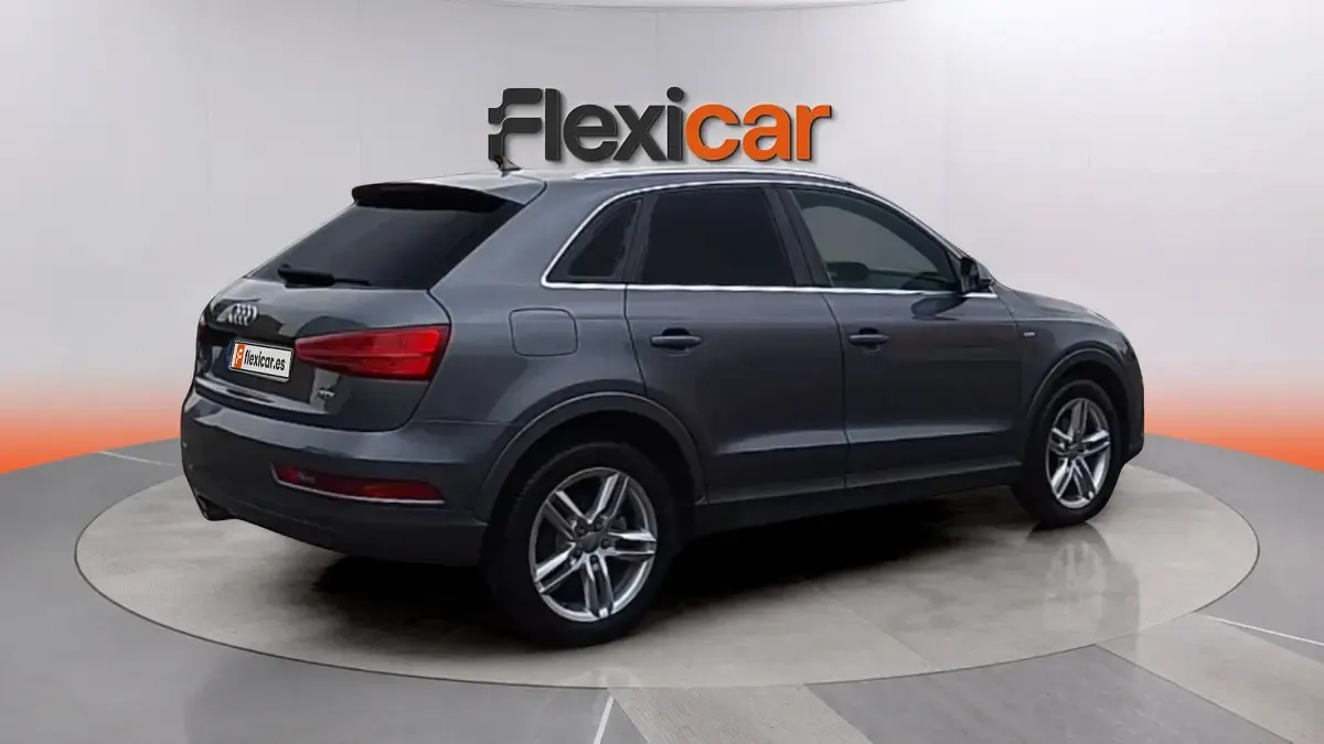 Usado Audi Q3 S-Line 150 CV (110 kW) 2018 Gris SUV