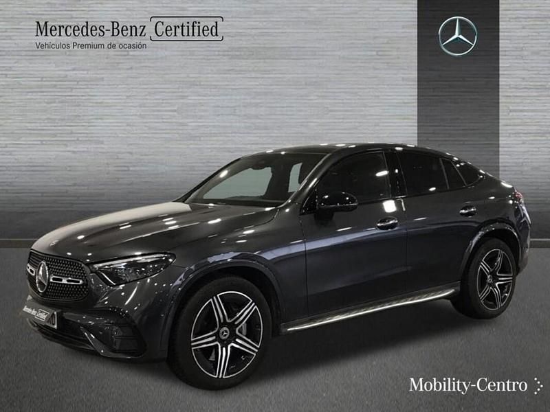 Verde olivo mate Usado 2023 Mercedes GLC220 AMG line | 68.900 € - Imagen 1/4