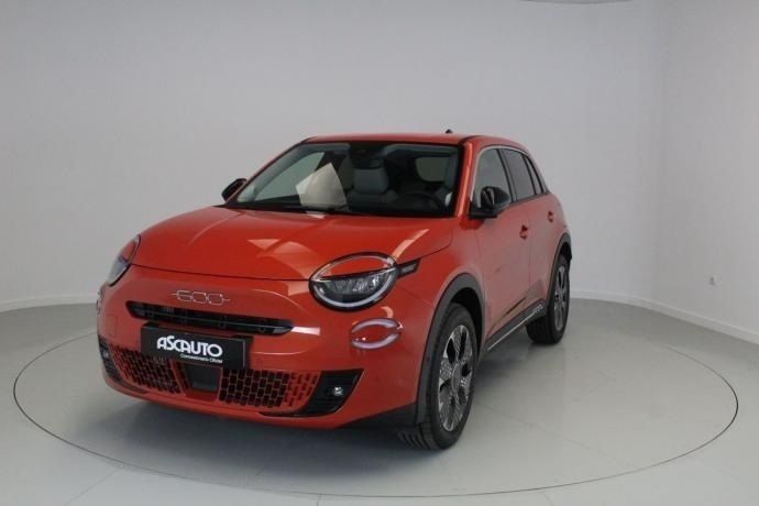 Usado Fiat 600 La Prima 100 CV (73 kW) 2024 Naranja SUV